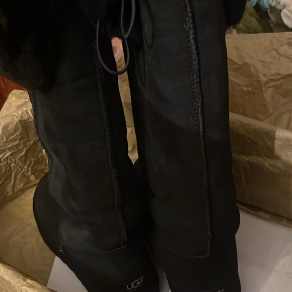 Ugg Over the Knee Bailey Button Fur Lined Suede Boots - Picture 3 of 8